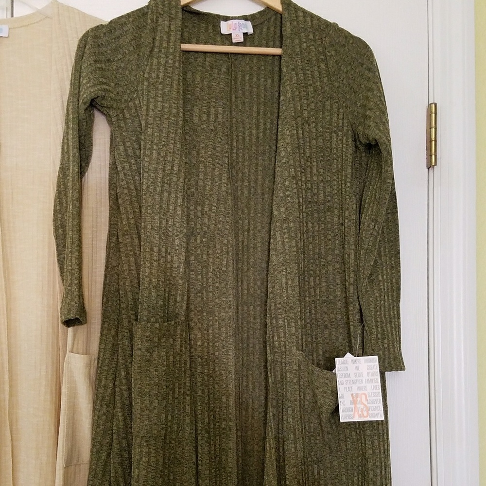 Bnwt lularoe xs sarah olive green